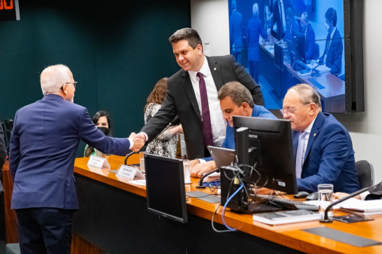 Tiago Dimas assume a única vaga de titular do Podemos na Comissão Mista de Orçamento, a mais importante do Congresso