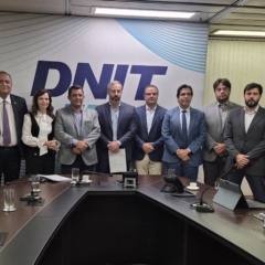 Senador Eduardo Gomes articula solu&ccedil;&atilde;o para interdi&ccedil;&atilde;o da ponte sobre o Rio Tocantins em Pedro Afonso&nbsp;