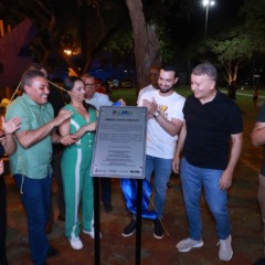 População recebe revitalização completa da Praça Arara Canindé, na Arso 42