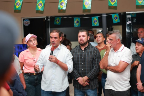 Ao lado do prefeito de Novo Acordo, Vicentinho reafirma compromisso com a regionalização da saúde