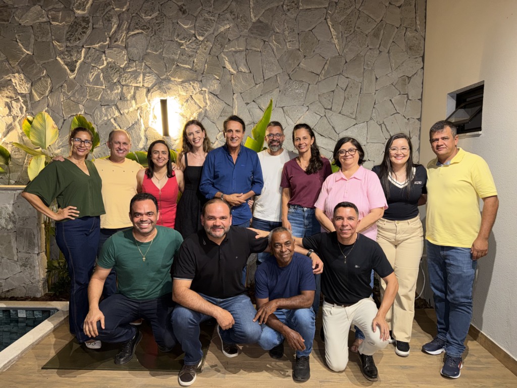 Gaguim constrói base em Paraíso e recebe apoio de 10 vereadores e do vice-prefeito Ubiratan Gaguim constrói base em Paraíso e recebe apoio de 10 vereadores e do vice-prefeito Ubiratan