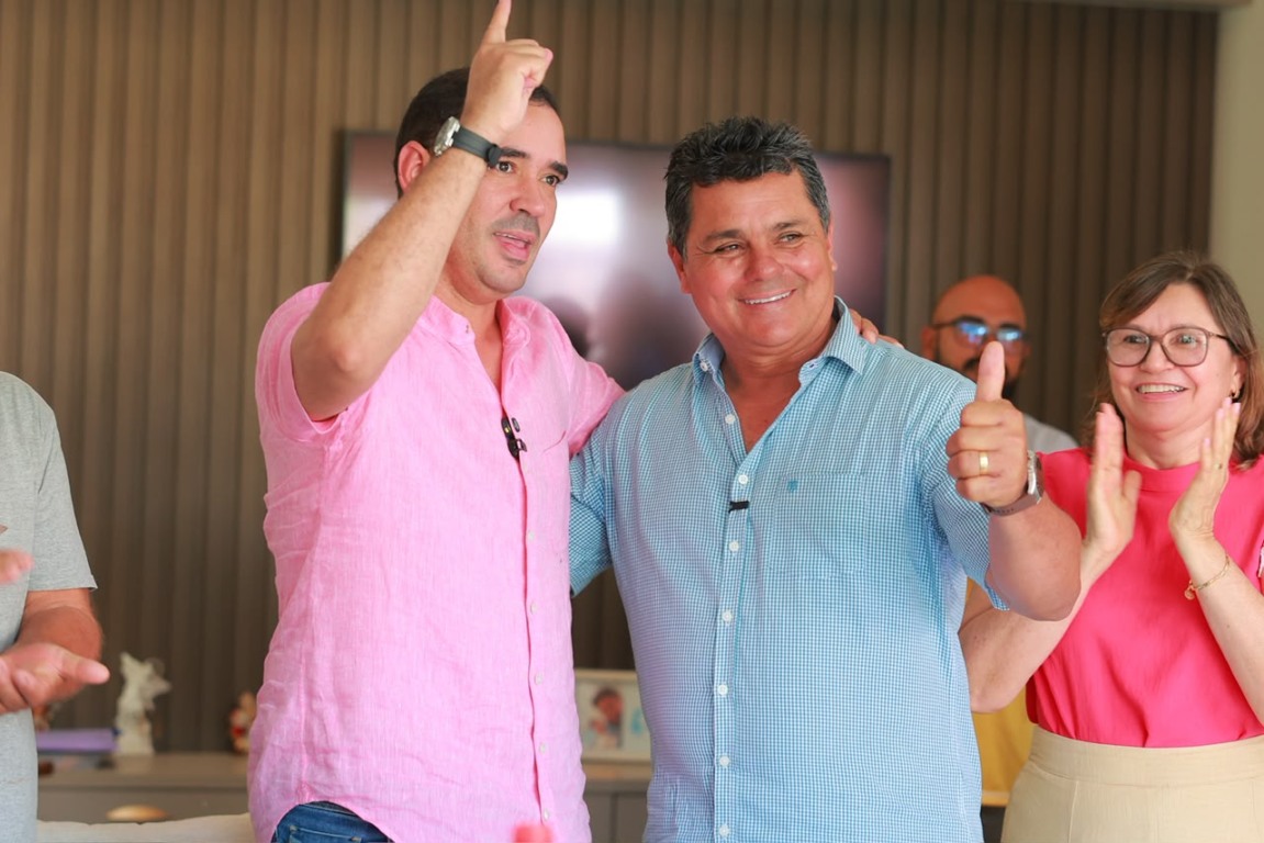 Prefeito de Presidente Kennedy passa a apoiar Vicentinho Junior Prefeito de Presidente Kennedy passa a apoiar Vicentinho Junior
