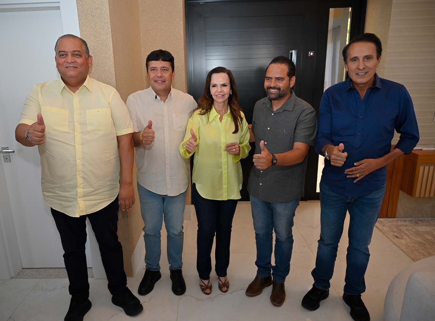 Alfredo Júnior recebe em sua casa Dorinha, Gaguim e Eduardo Gomes em café para fortalecer alinhamento político