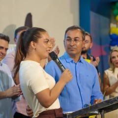 Primeira-dama de Aragua&iacute;na quebra protocolo, detalha postura pessoal de Wagner e projeta futuro do prefeito no Estado