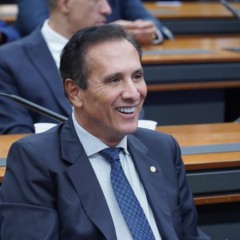 Gaguim amplia pr&eacute;-campanha ao Senado e dezenas de prefeitos confirmam apoio em v&iacute;deo