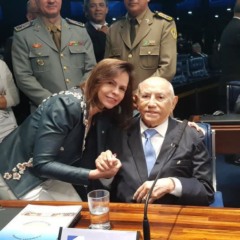 Dorinha faz homenagem a Siqueira e externa gratid&atilde;o: &ldquo;aprendi que amar um Estado &eacute; trabalhar por ele todos os dias&rdquo;