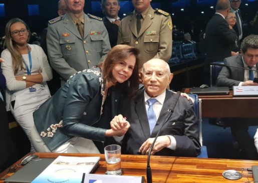 Dorinha faz homenagem a Siqueira e externa gratidão: “aprendi que amar um Estado é trabalhar por ele todos os dias”