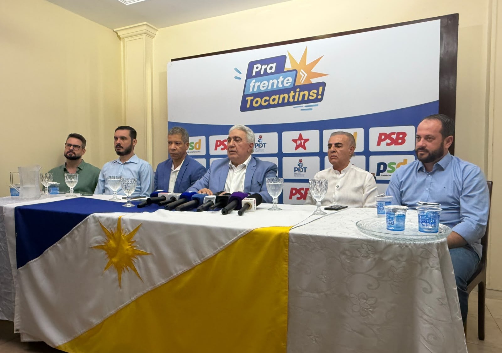 Laurez define chapa e trava disputa por vaga no Senado no TO