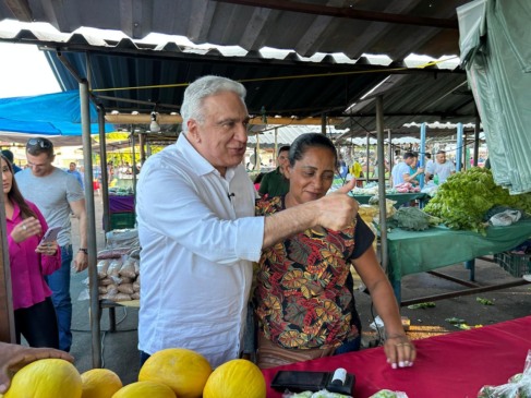 Laurez Moreira defende fortalecimento das feiras livres e valorização de quem ajuda a movimentar a economia do Tocantins
