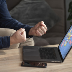 Apostas online acendem alerta para a sa&uacute;de mental de jovens adultos