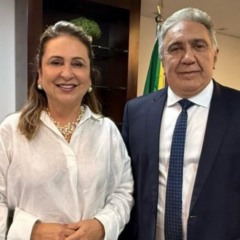 K&aacute;tia reage a questionamento sobre efeitos no palanque de Laurez ap&oacute;s entrada de Kassab na chapa de Caiado