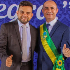 Prefeito Manoel Natalino Pereira Soares e do vice-prefeito Jos&eacute; Am&eacute;rico Aquino Sousa Filho 