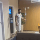 Henrique passa por cirurgia de emerg&ecirc;ncia e dupla sertaneja cancela shows; V&Iacute;DEO