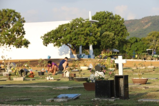 Cemitério Jardim das Acácias em Palmas - Foto: Djavan Barbosa