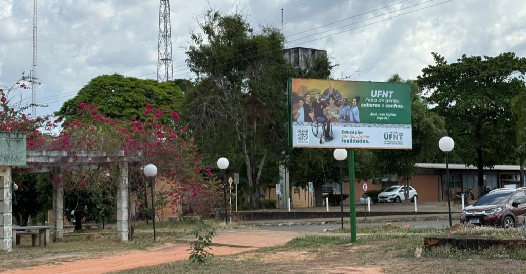 Com bolsa de R$ 1,8 mil, UFNT abre inscrições para professores orientadores de TCC Com bolsa de R$ 1,8 mil, UFNT abre inscrições para professores orientadores de TCC