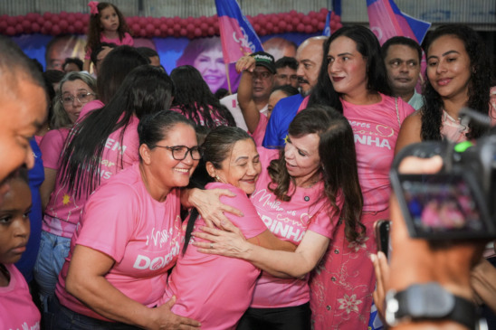 Mulheres do Bico defendem eleição de Dorinha em encontro com mais de 5 mil pessoas em Axixá: “sinta-se abraçada por nós”