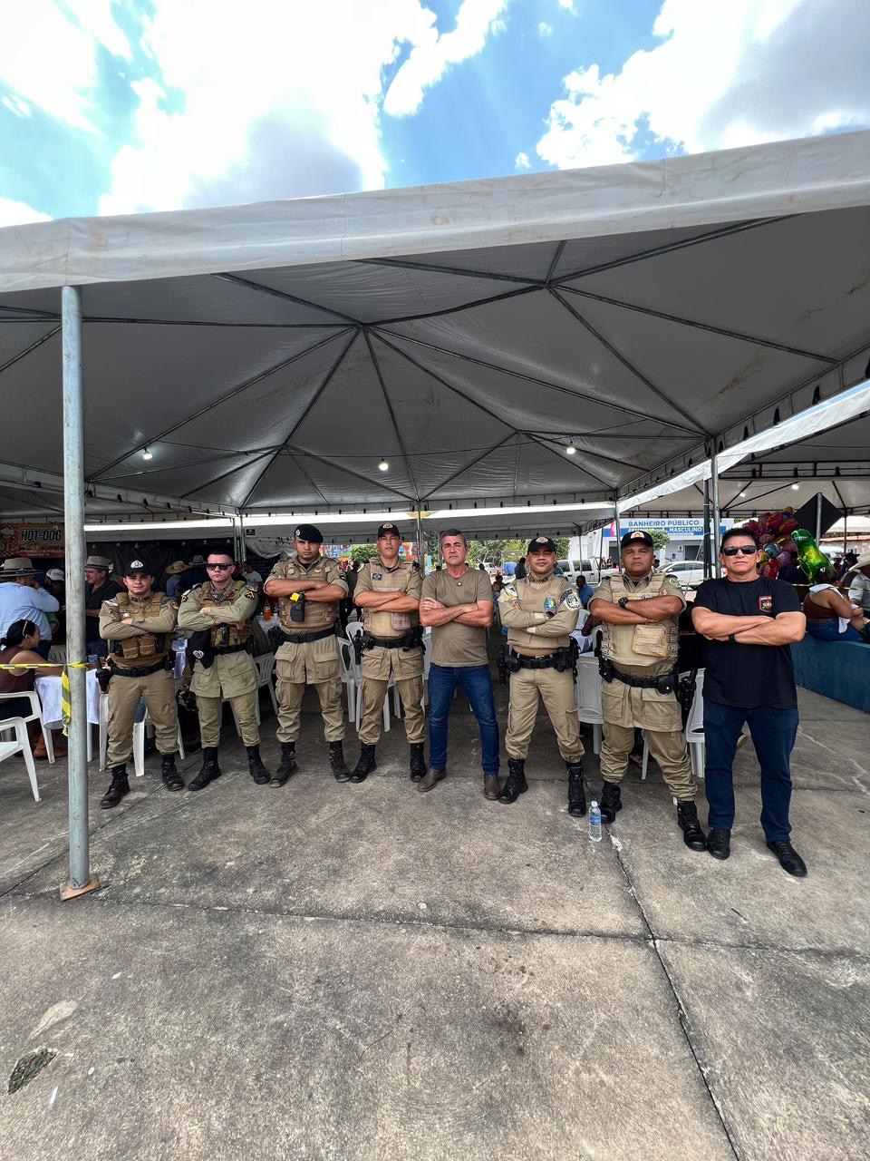 Coronel Barbosa intensifica agenda e amplia presença política na região Norte do Tocantins Coronel Barbosa intensifica agenda e amplia presença política na região Norte do Tocantins