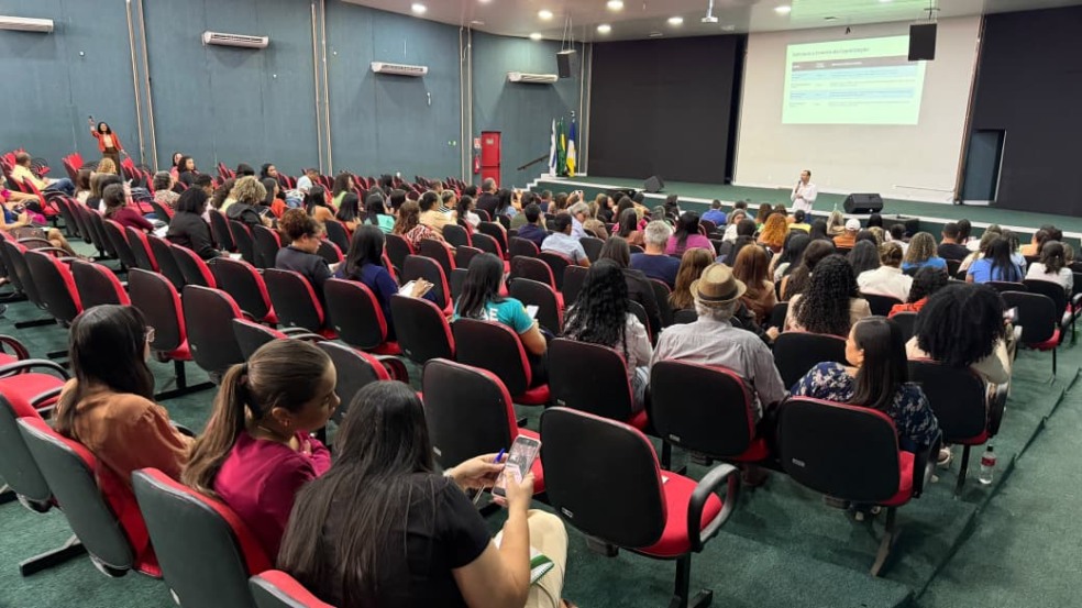 Capacitação da ATM reúne mais de 150 participantes para discutir controle social no SUAS Capacitação da ATM reúne mais de 150 participantes para discutir controle social no SUAS