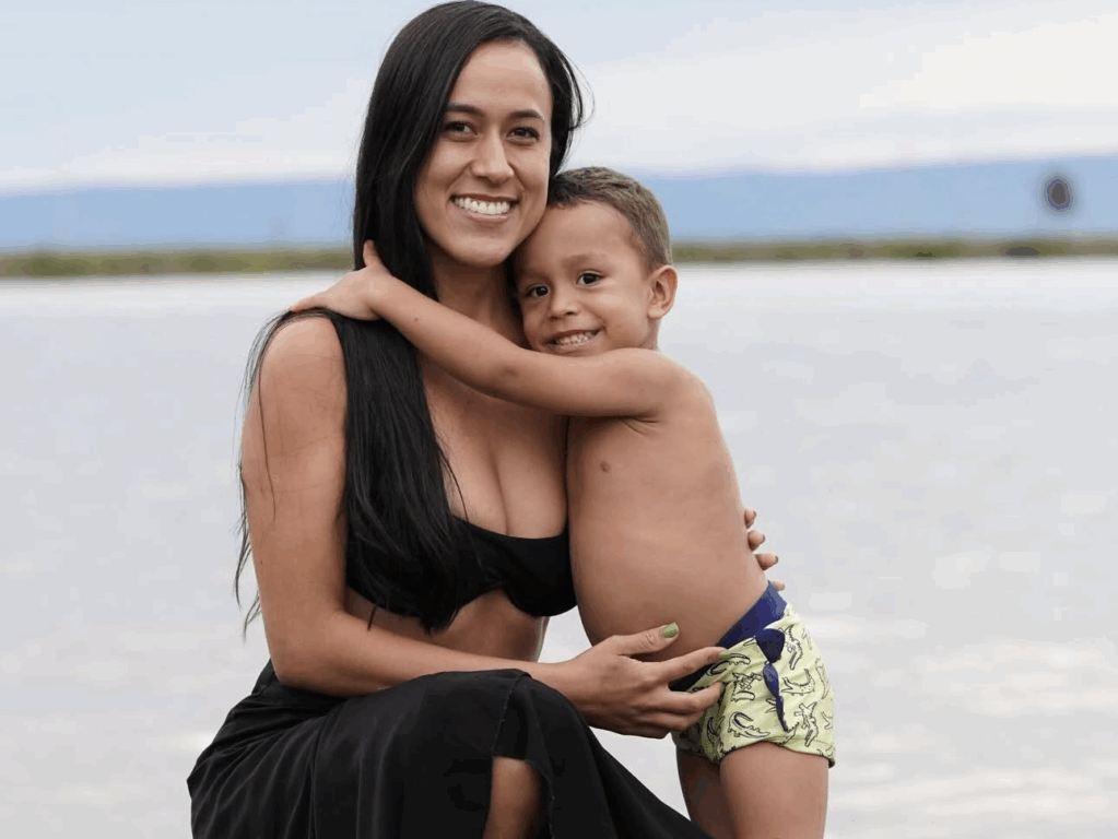 Mãe de Gustavo denuncia supostos privilégios do pai do menino na prisão: "Sendo tratado como um rei" Mãe de Gustavo denuncia supostos privilégios do pai do menino na prisão: "Sendo tratado como um rei"