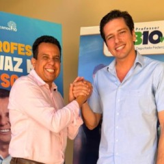F&aacute;bio Vaz e Olyntho Neto firmam parceria pol&iacute;tica em Aragua&iacute;na