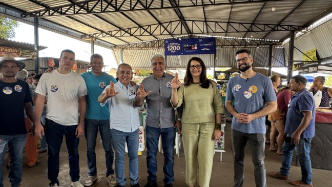 Paulo Mourão visita Feira de Luzimangues ao lado de Laurez Moreira e reforça propostas para mulheres, juventude e economia