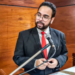 Eduardo Gomes lamenta morte de Landri Neto e destaca legado na comunica&ccedil;&atilde;o e na defesa dos direitos
