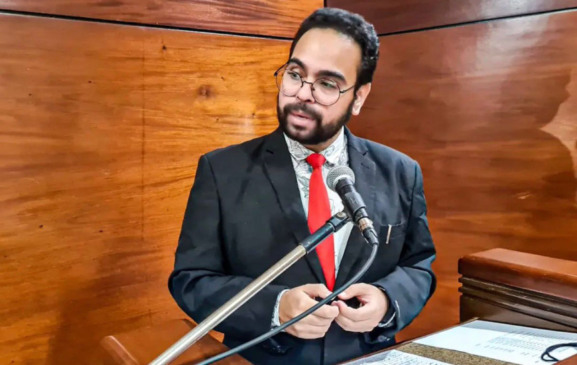 Eduardo Gomes lamenta morte de Landri Neto e destaca legado na comunicação e na defesa dos direitos
