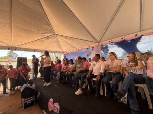 Dorinha reúne centenas de jalapoeiros em pleno domingo e faz compromissos com região “aqui tem uma mulher que tem palavra e que não precisa mentir para ganhar uma eleição”