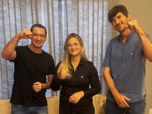 Prefeita e maioria da Câmara de Alvorada declaram apoio à candidatura de Alexandre Guimarães ao Senado