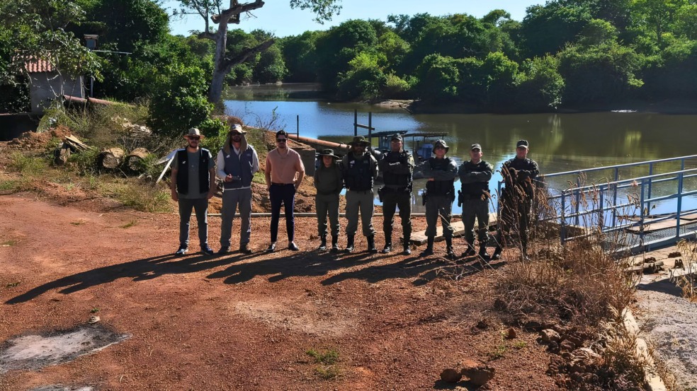 Operação fiscaliza captação de água e condições de barragem rompida no sudoeste do TO Operação fiscaliza captação de água e condições de barragem rompida no sudoeste do TO