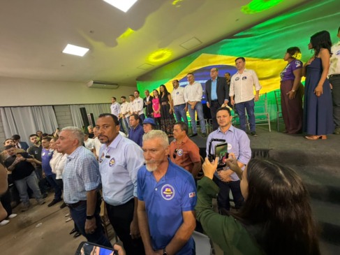 Ex-prefeitos, ex-deputada, ex-governador e nomes novos: Veja os 16 nomes a estadual e 9 federais homologados pelo Podemos