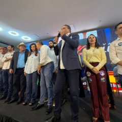 Com Dorinha no palanque, Luxemburgo desabafa, zera diverg&ecirc;ncias com Podemos na conven&ccedil;&atilde;o mas deixa claro que ser&aacute; independente