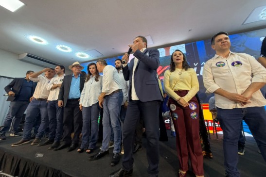 Com Dorinha no palanque, Luxemburgo desabafa, zera divergências com Podemos na convenção mas deixa claro que será independente