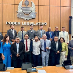 Cotado para vice, Atos vai &agrave; C&acirc;mara de Palmas e recebe apoio de vereadores em meio &agrave;s especula&ccedil;&otilde;es