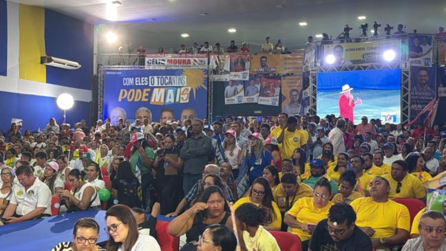 Convenção de Laurez e Mourão reúne caravanas, movimentos sociais e tem clima acalorado em Palmas
