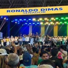 Dorinha chega pelo meio do povo e abre conven&ccedil;&atilde;o com demonstra&ccedil;&atilde;o de for&ccedil;a pol&iacute;tica e mobiliza&ccedil;&atilde;o