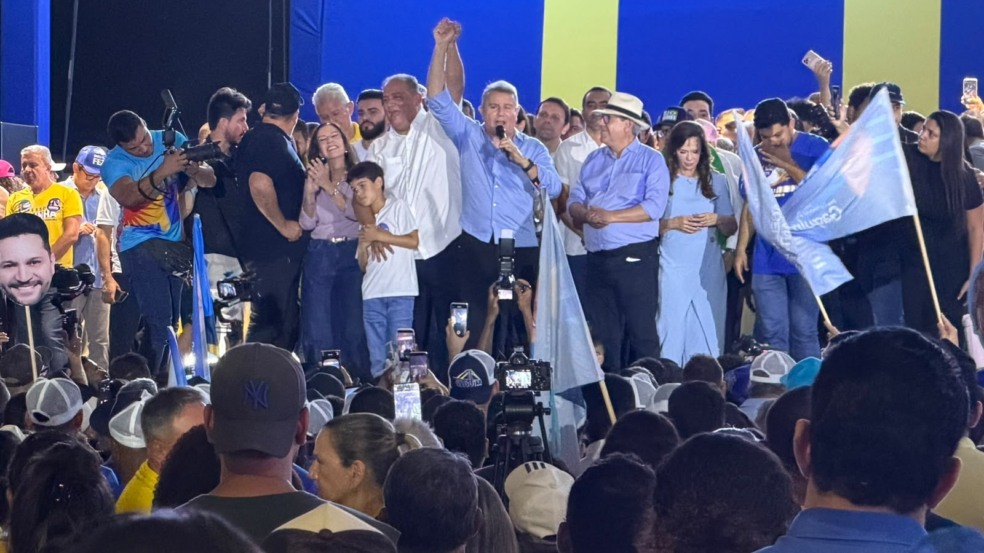 Convenção de Dorinha: Eduardo Siqueira pede que “não caiam em conto de sereia” e afirma: “Não abro mão da vitória com a maior diferença do Estado inteiro” Convenção de Dorinha: Eduardo Siqueira pede que “não caiam em conto de sereia” e afirma: “Não abro mão da vitória com a maior diferença do Estado inteiro”