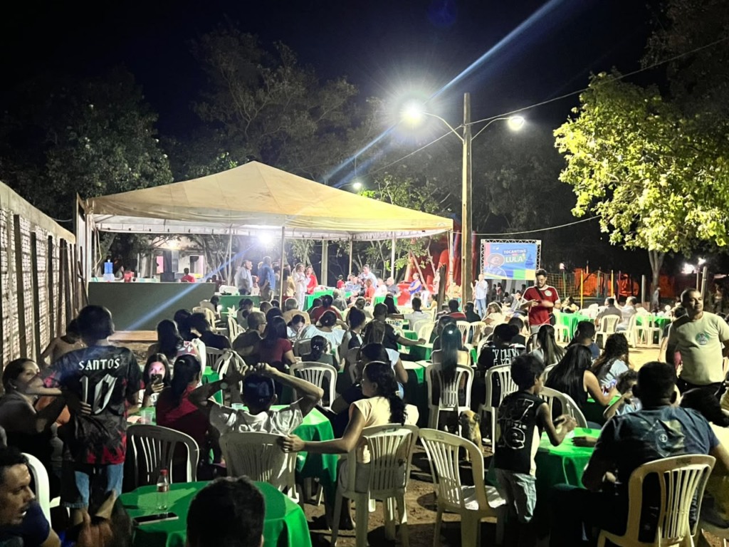 Kátia Abreu destaca legado de Lula em evento que reuniu cerca de 300 pessoas no Jardim Taquari, em Palmas Kátia Abreu destaca legado de Lula em evento que reuniu cerca de 300 pessoas no Jardim Taquari, em Palmas