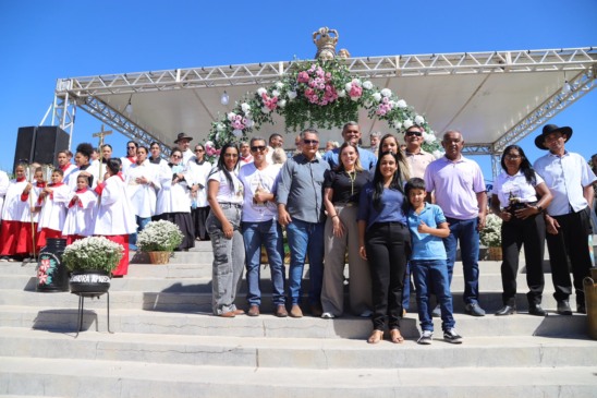 Claudia Lelis reafirma compromisso com Taguatinga durante tradicional Missa dos Vaqueiros