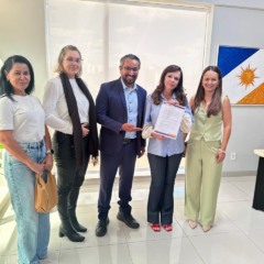 Dorinha recebe propostas do Sindiperito para fortalecer a Pol&iacute;cia Cient&iacute;fica do Tocantins