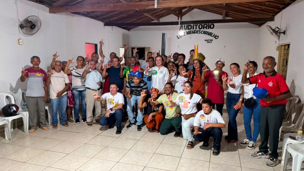 Caravana Tocantins com Lula no Bico colhe relatos emocionados da população pela reeleição do presidente Caravana Tocantins com Lula no Bico colhe relatos emocionados da população pela reeleição do presidente