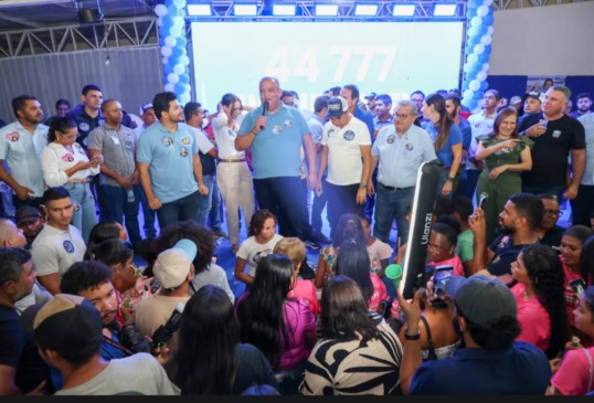 Emoção marca agendas de Eduardo Gomes em Ananás e Araguatins