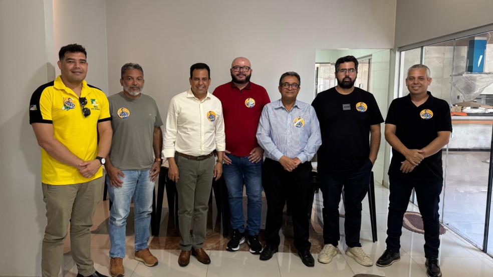 Fábio Vaz atrai apoio dos agentes de trânsito do TO e defende pauta dos servidores de carreira Fábio Vaz atrai apoio dos agentes de trânsito do TO e defende pauta dos servidores de carreira