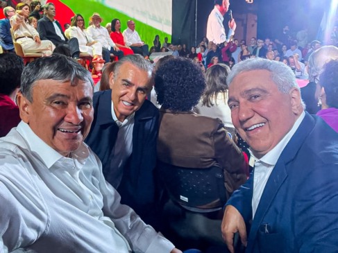 Laurez Moreira participa da convenção de Lula e reforça aliança com presidente: “vamos trabalhar para mudar o Tocantins”