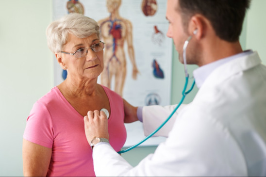 Perigo silencioso: colesterol alto atinge 32% dos adultos brasileiros e aumenta risco de infarto e AVC