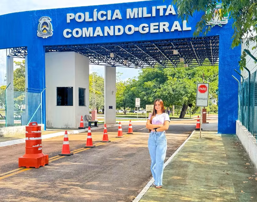 Aprovada no teste de esforço físico, candidata de 1,55 m havia sido barrada em exame médico — Foto: Reprodução/Arquivo pessoal de Jordana Alves Aprovada no teste de esforço físico, candidata de 1,55 m havia sido barrada em exame médico — Foto: Reprodução/Arquivo pessoal de Jordana Alves