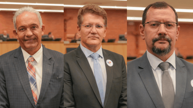 Ercílio Bezerra (esq), Marcos Antônio e Guilherme Trindade durante votação no Tribunal Pleno
