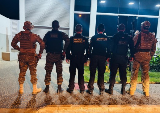 Megaoperação mobiliza 120 policiais contra esquema de armas e lavagem de R$ 4 milhões ligado a facções