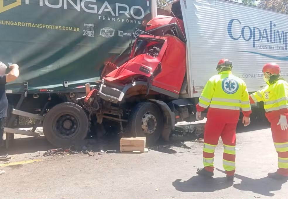 Os três estavam no mesmo carro — Foto: Divulgação/Defesa Civil João Carlos Lopes Os três estavam no mesmo carro — Foto: Divulgação/Defesa Civil João Carlos Lopes