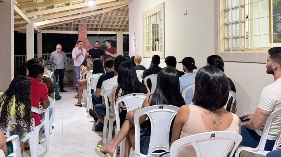 Em reunião, Marcus Marcelo apresenta proposta do programa Porto Jovem para incentivar qualificação e empreendedorismo Em reunião, Marcus Marcelo apresenta proposta do programa Porto Jovem para incentivar qualificação e empreendedorismo